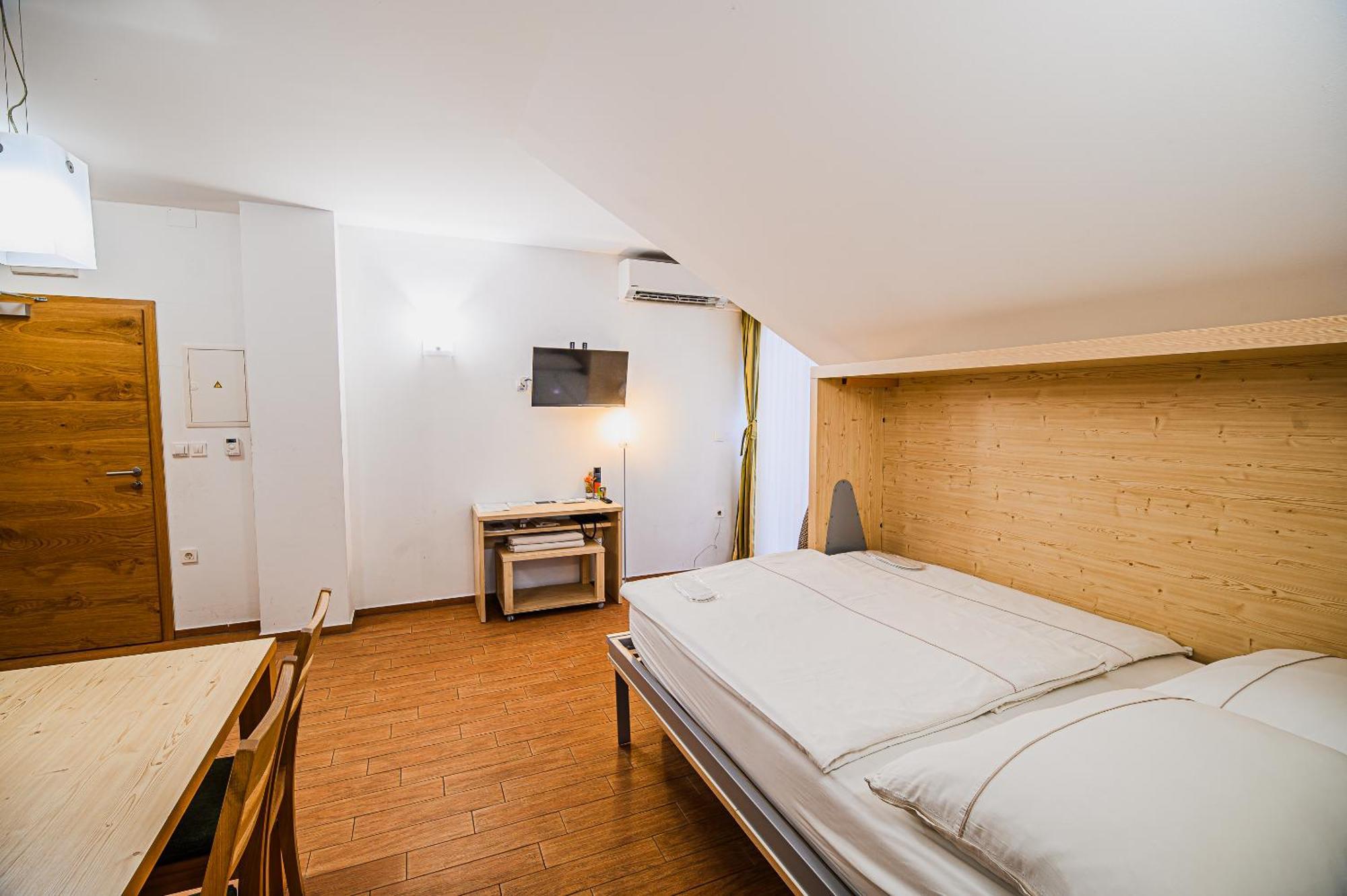 Apartments Maleric With Indoor Pool And Wellness Dragatuš Δωμάτιο φωτογραφία