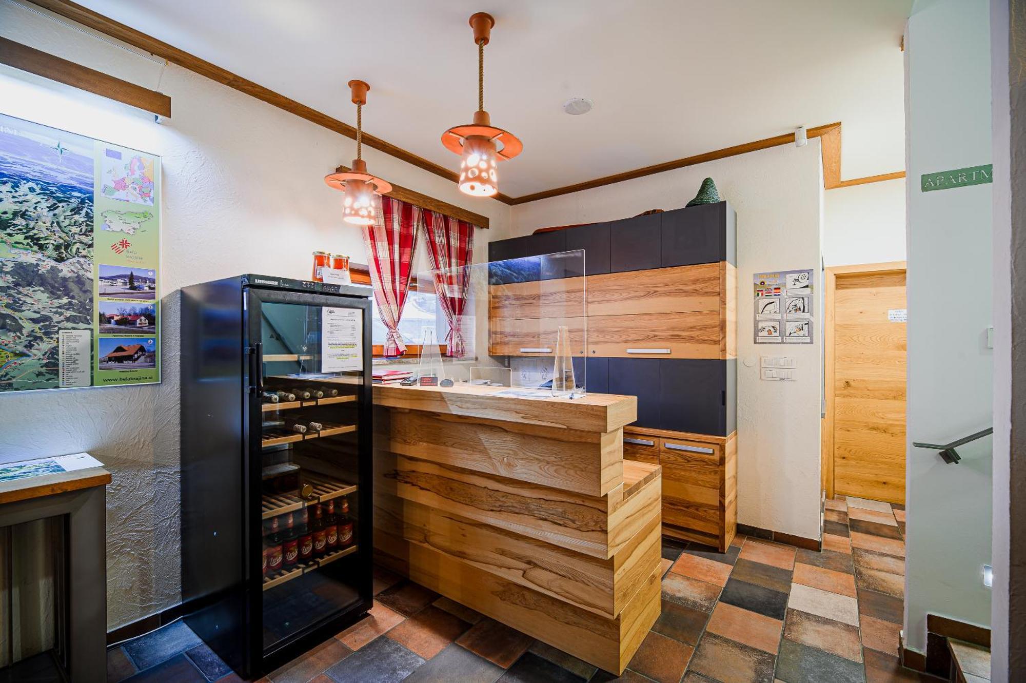 Apartments Maleric With Indoor Pool And Wellness Dragatuš Εξωτερικό φωτογραφία