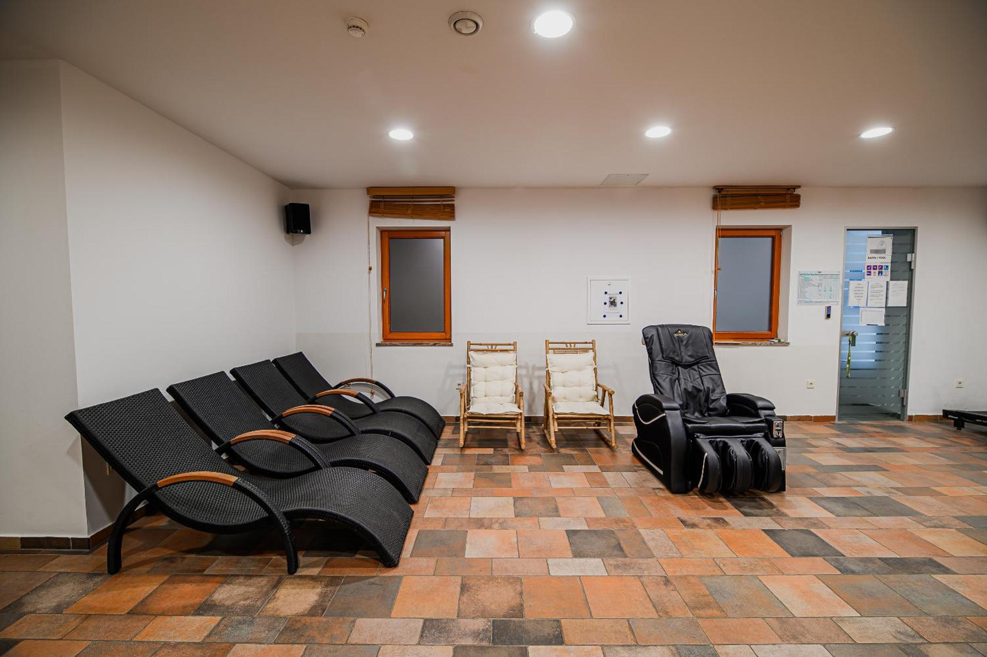 Apartments Maleric With Indoor Pool And Wellness Dragatuš Εξωτερικό φωτογραφία