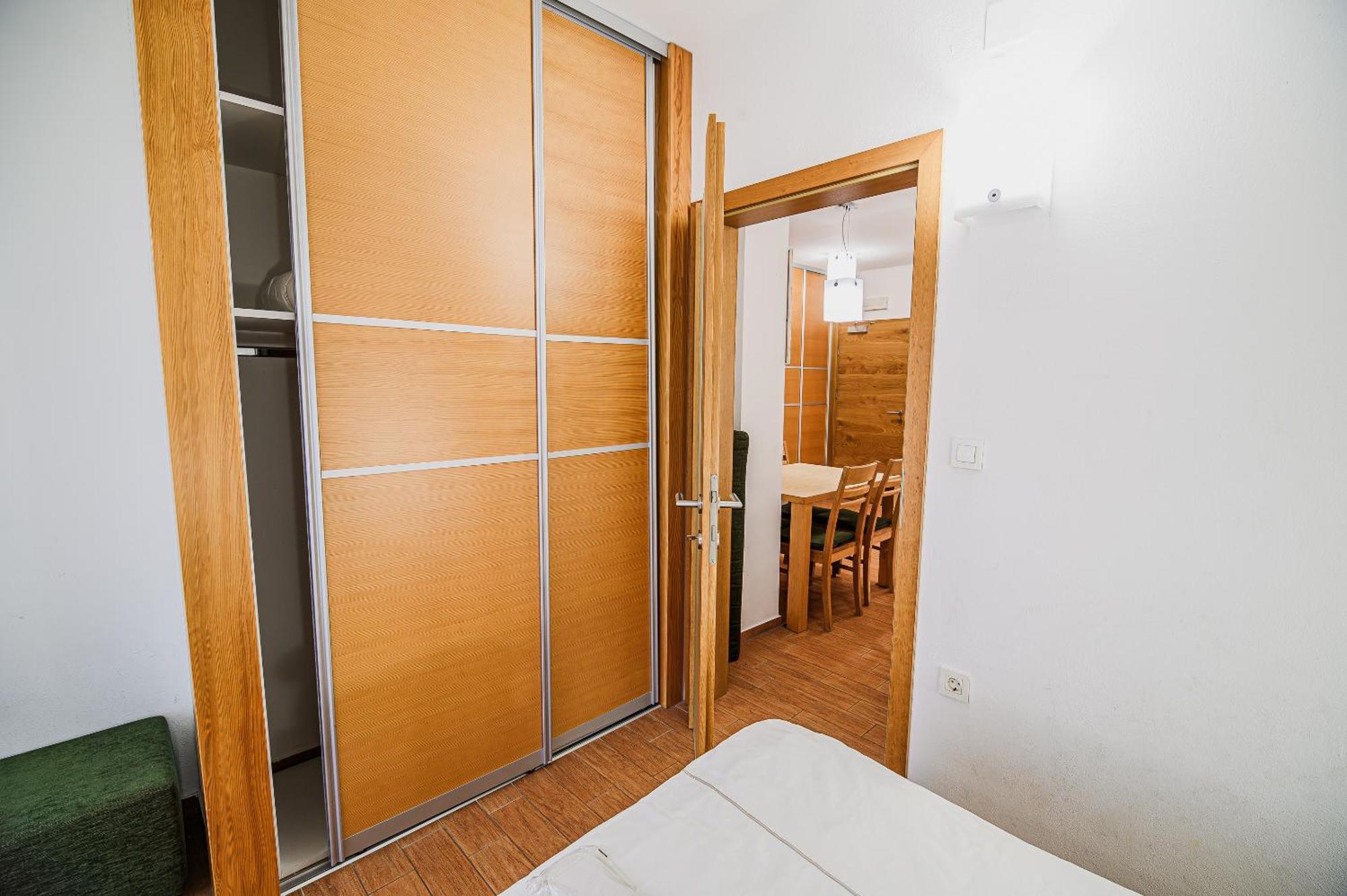 Apartments Maleric With Indoor Pool And Wellness Dragatuš Δωμάτιο φωτογραφία