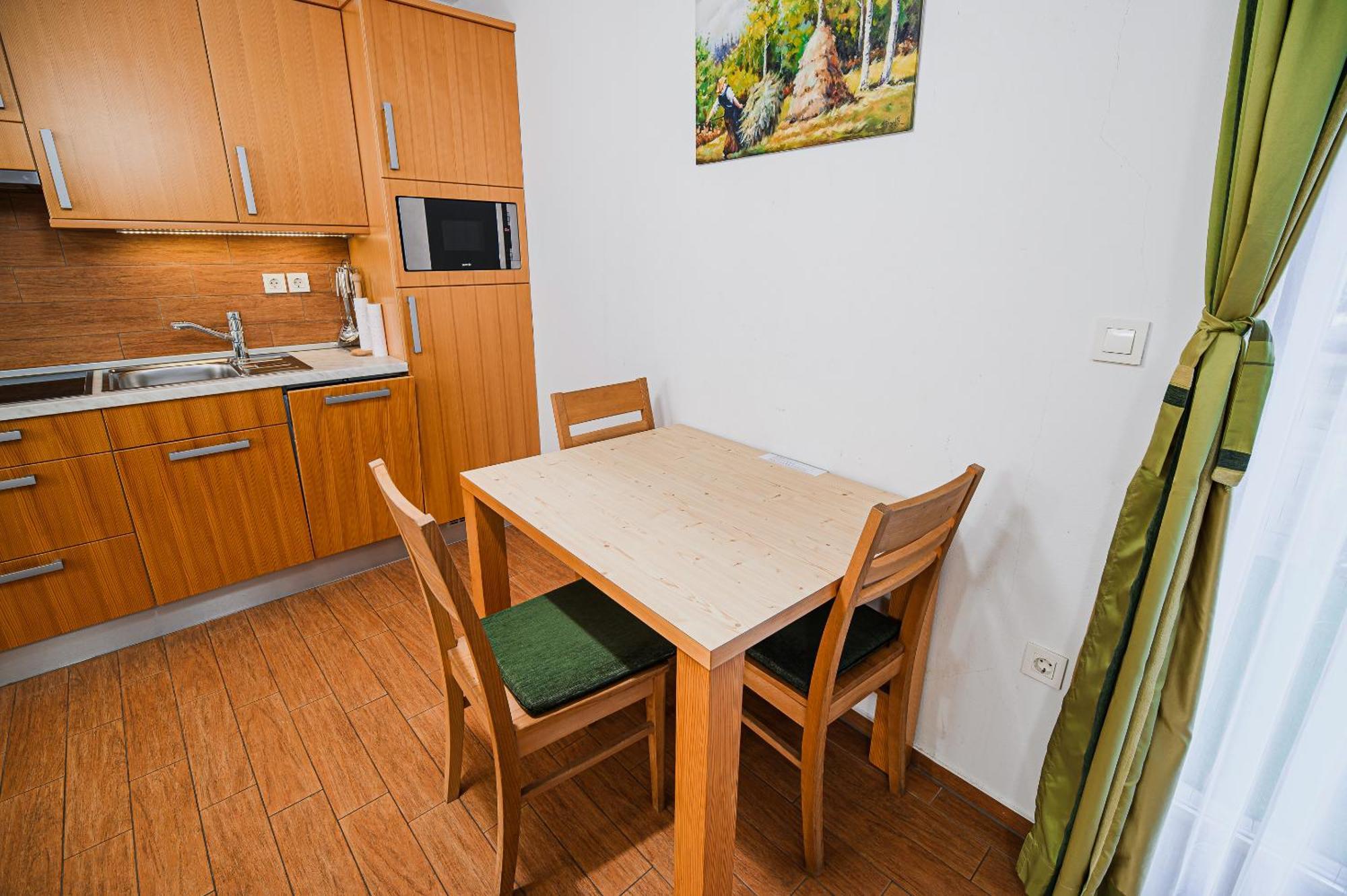 Apartments Maleric With Indoor Pool And Wellness Dragatuš Δωμάτιο φωτογραφία
